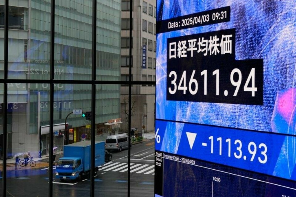 Børsen endte med røde tall i Tokyo etter Trumps tollkunngjøring. Det er ventet lignende reaksjoner på det europeiske børsmarkedet.