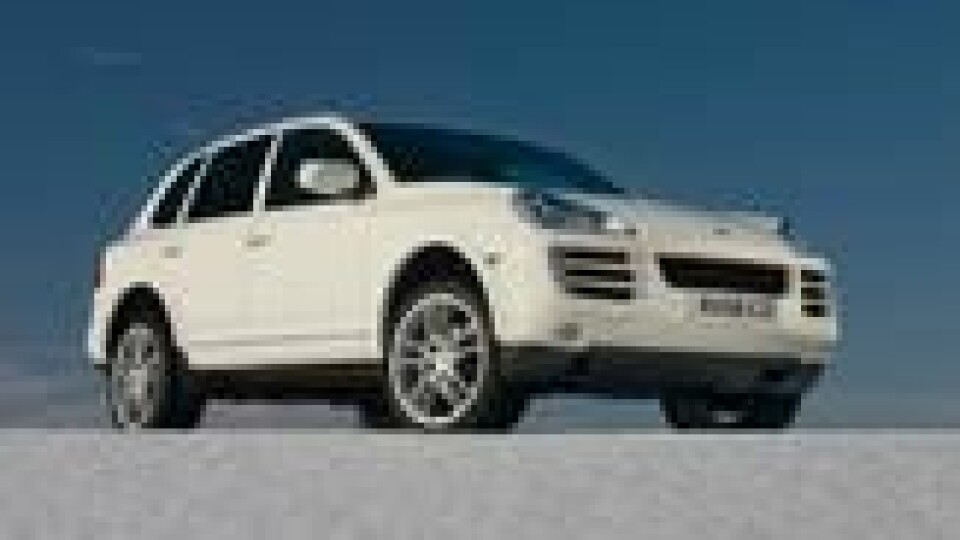 Porsche Cayenne 2008, kul bil som kan bli dyr å eie om saker og ting går galt. Porsche Cayenne 2008, kul bil som kan bli dyr å eie om saker og ting går galt.