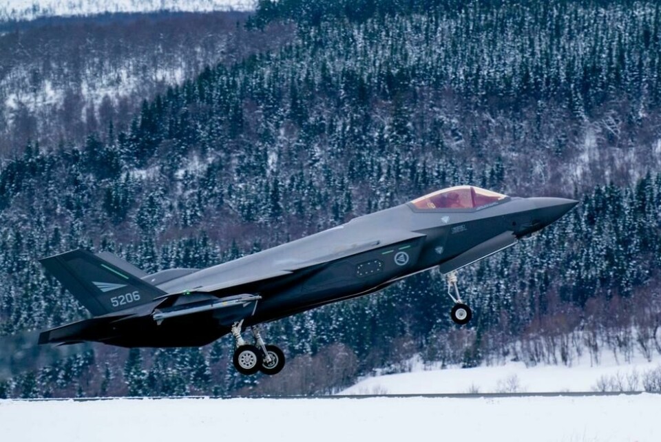 Norge benytter seg av det svært avanserte jagerflyet F-35. Her tar et av fra Evenes flystasjon. Norge benytter seg av det svært avanserte jagerflyet F-35. Her tar et av fra Evenes flystasjon. Foto: Stian Lysberg Solum / NTB