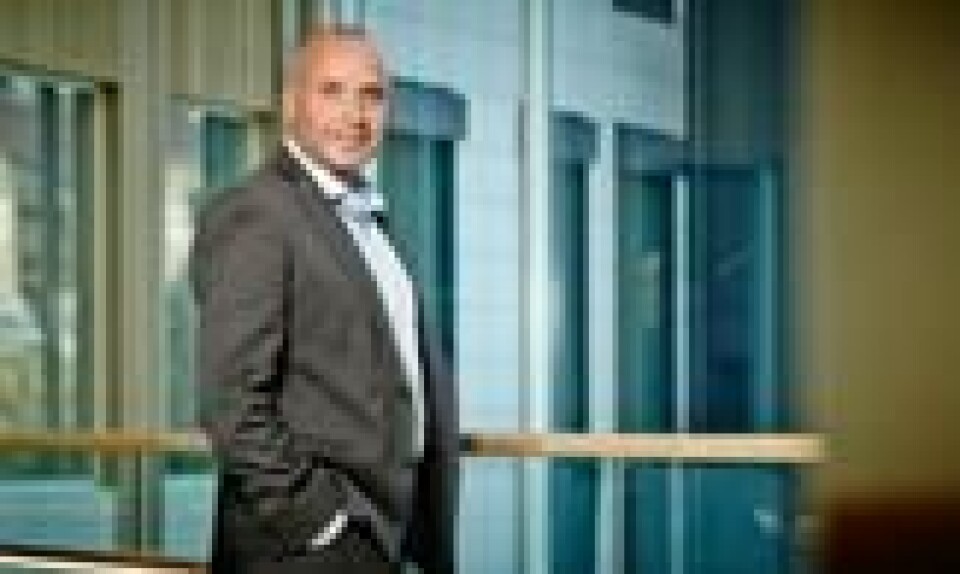 Administrerende direktør i Avis, Ole Grønvold, sier selskapet har jobbet hardt for å ha synlige priser. Administrerende direktør i Avis, Ole Grønvold, sier selskapet har jobbet hardt for å ha synlige priser. Foto: Eirik Førde