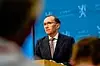 Utenriksminister Espen Barth Eide (Ap) vil foreløpig ikke si om Norge vil si ja til å gi Ukraina langtrekkende våpen. Foto: Erik Flaaris Johansen / NTB