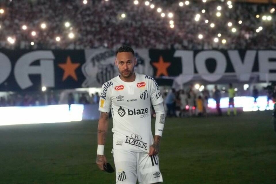 Neymar spilte sin første kamp etter comebacket i Santos natt til torsdag.