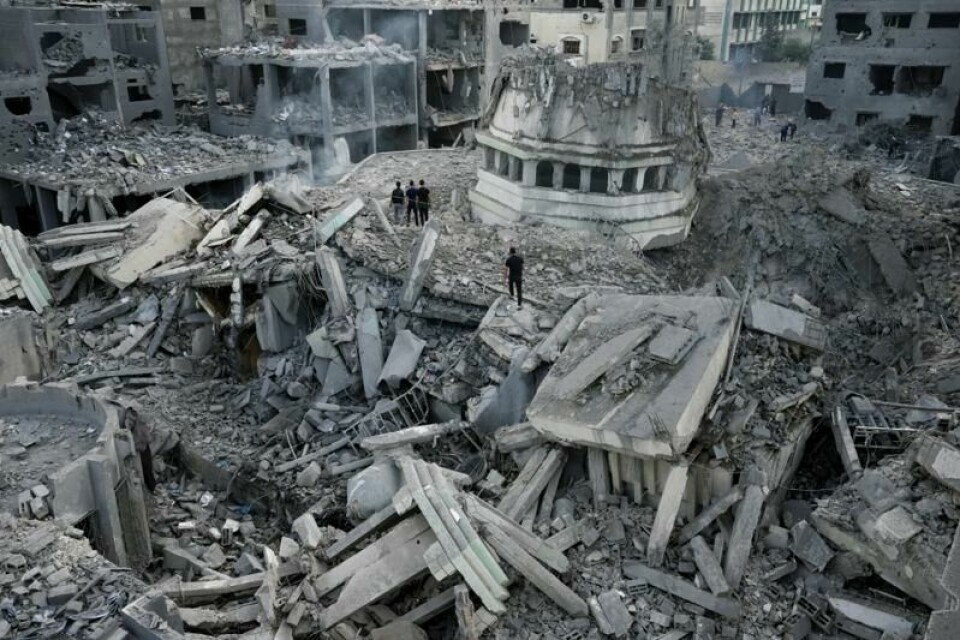 Over 800 moskeer er ifølge palestinske myndigheter lagt i grus i israelske angrep det siste året. Yassin-moskeen i Gaza by ble bombet i oktober 2023.