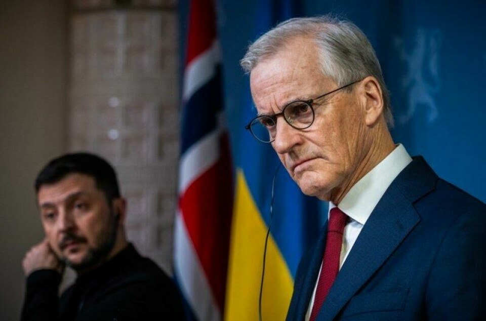 Norge setter av 5 milliarder kroner til artillerigranater til Ukraina, opplyser statsminister Jonas Gahr Støre. Her sammen med Ukrainas president Volodymyr Zelenskyj, som besøkte Norge i slutten av mars.