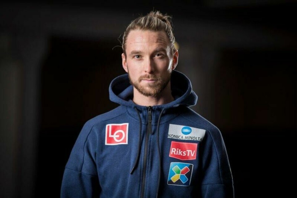 Fredrik Bjerkeengen åpner opp om at han har vært med på å manipulere flere dresser under sin tid på landslaget.
