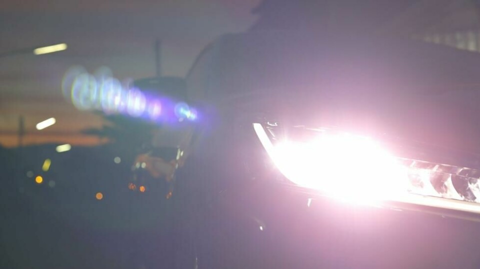 Mer langlys på norske vinterveier blir en realitet mandag når regelverket endres. Fra 1. oktober kan du montere så mange langlyslykter på bilen din som du ønsker, og de behøver ikke monteres i par.