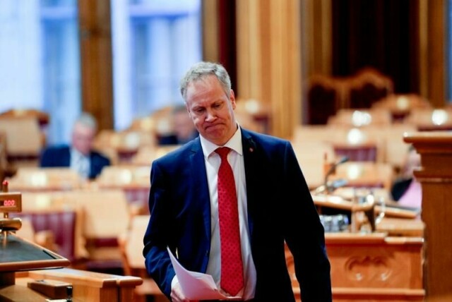 Samferdselsminister Jon-Ivar Nygård (Ap) erkjenner at Stortinget har fått feil informasjon om driften til Luftfartstilsynet som en del av statsbudsjettet for 2025.