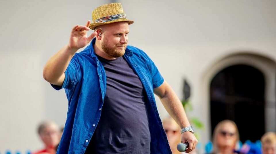Fredrik Aune, også kjent som Freddy Kalas, under en opptreden på «Allsang på grensen».