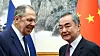Russlands utenriksminister Sergej Lavrov og hans kinesiske motpart Wang Yi i forbindelse med et møte i april. Foto: Russlands utenriksdepartment / AP / NTB