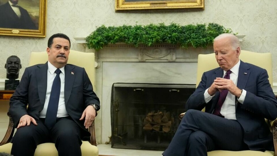 President Joe Biden, til høyre, møter Iraks statsminister Shia al-Sudani i Det ovale kontor i Det hvite hus, mandag 15. april 2024 i Washington. President Joe Biden, til høyre, møter Iraks statsminister Shia al-Sudani i Det ovale kontor i Det hvite hus, mandag 15. april 2024 i Washington. Foto: Alex Brandon / AP Photo / NTB