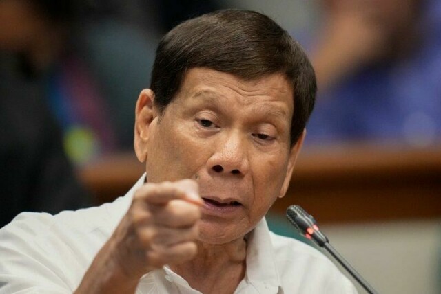 Ekspresident Rodrigo Duterte vant ordførervalget i hjembyen Davao på Filippinene, til tross for at han sitter fengslet ved den internasjonale domstolen i Haag, der han er anklaget for forbrytelser mot menneskeheten for drap begått i «krigen mot narkotika» mens han var president. Arkivfoto: Aaron Favila / AP / NTB