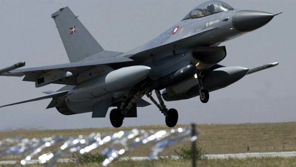 Dette F-16-flyet er kanskje et av dem som skal kjempe om kontrollen i ukrainsk luftrom. Dette F-16-flyet er kanskje et av dem som skal kjempe om kontrollen i ukrainsk luftrom. Foto: Burhan Ozbilici / AP