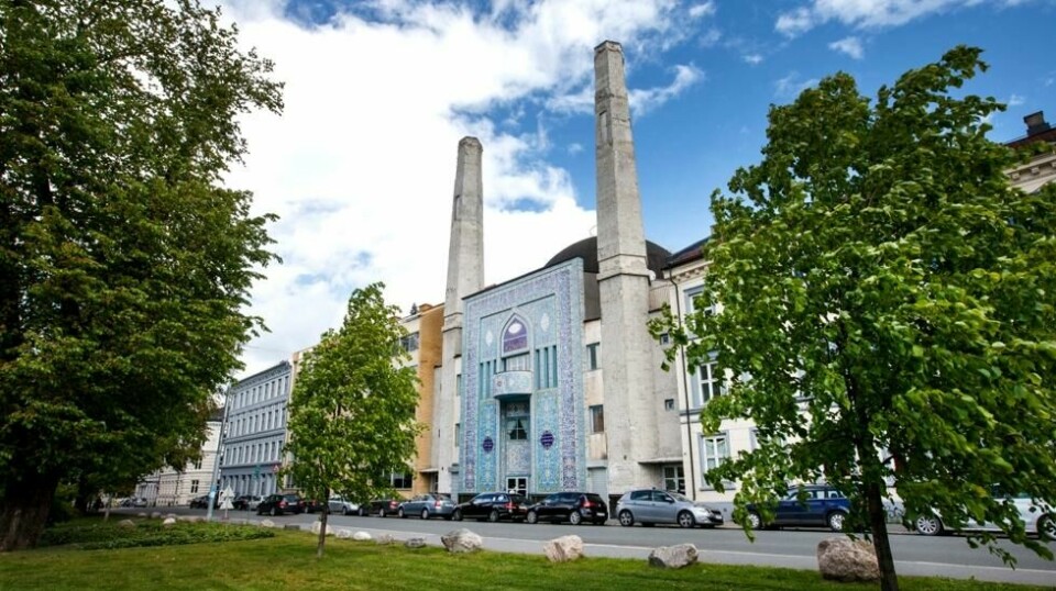 Eksteriørbilde av Central Jamaat-e Ahl-e Sunnat moskeen i Åkebergveien i Oslo.