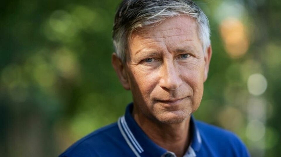 Sveriges vaksinekoordinator Richard Bergström går hardt ut mot kritikken av oppfriskningsdosen, og mener det er tydelig at mRNA-vaksinene som Pfizer og Moderna er tredosevaksiner.