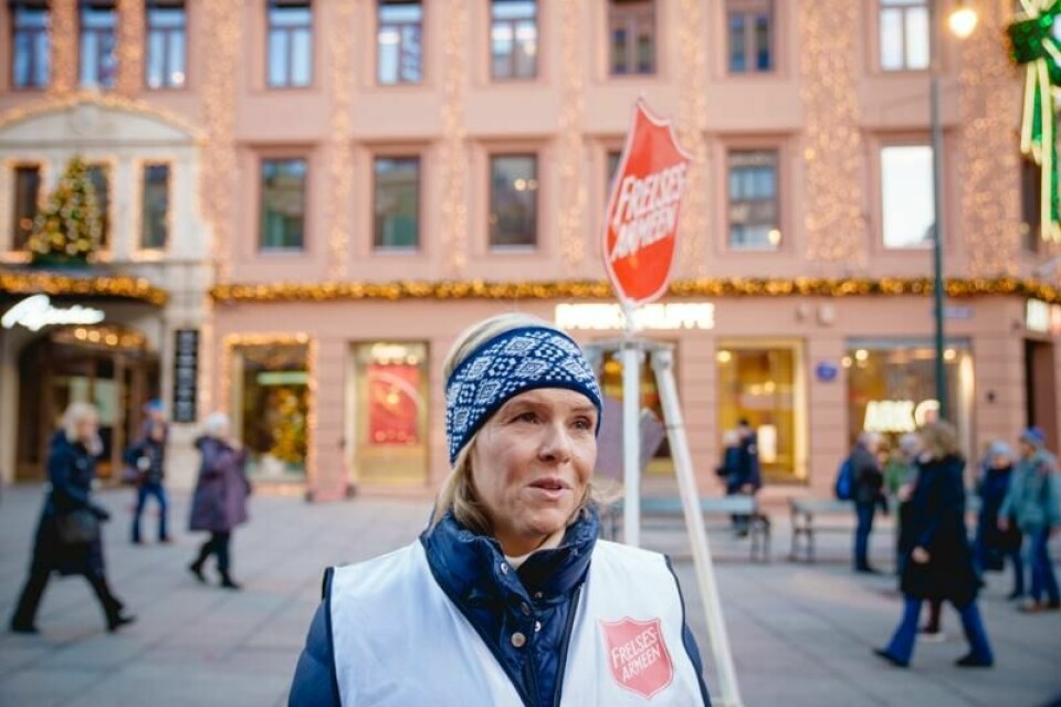 Frp-leder Sylvi Listhaug møtte NTB til intervju mens hun sto vakt ved Frelsesarmeens julegryte i Oslo før jul.