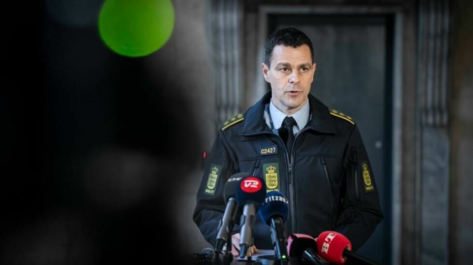 I februar kunne politiet pågripe mannen som nå er dømt i den 34 år gamle drapssaken. De fant ham etter å ha søkt i eget DNA-register etter slektninger av den som hadde avsatt DNA på åstedet i København natt til 1. januar 1990. Foto: Emil Nicolai Helms / Ritzau Scanpix / NTB