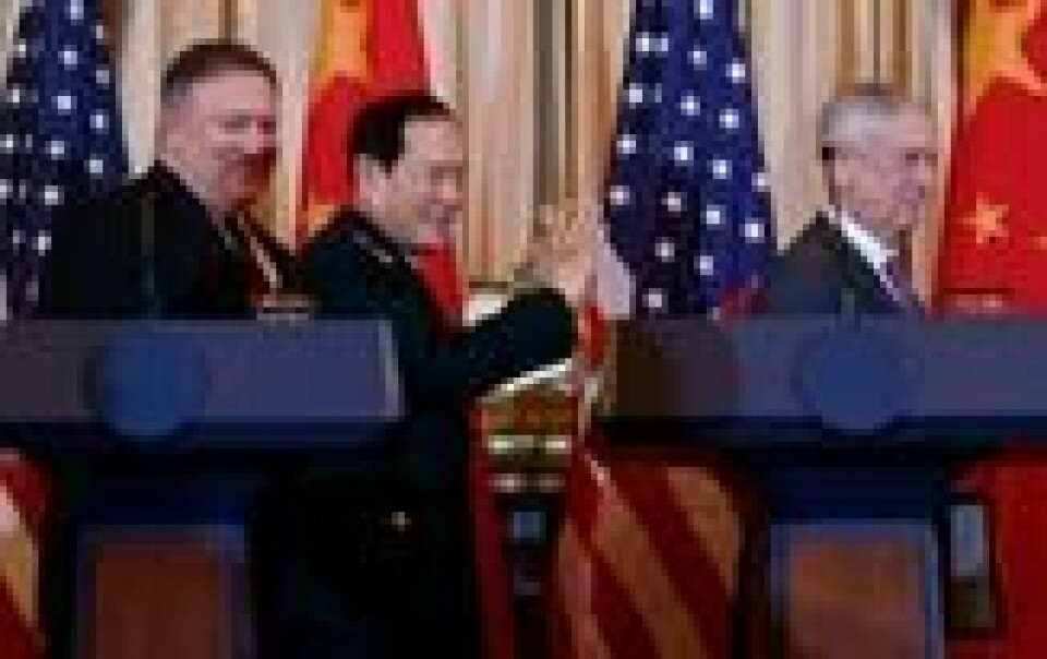 USAs utenriksminister Mike Pompeo (til venstre), den kinesiske forsvarsministeren general Wei Fengheat og hans amerikanske kollega Jim Mattis deltok alle på pressekonferansen etter møtet i Washington. Foto: Carolyn Kaster / AP / NTB scanpix USAs utenriksminister Mike Pompeo (til venstre), den kinesiske forsvarsministeren general Wei Fengheat og hans amerikanske kollega Jim Mattis deltok alle på pressekonferansen etter møtet i Washington. Foto: Carolyn Kaster / AP / NTB scanpix
