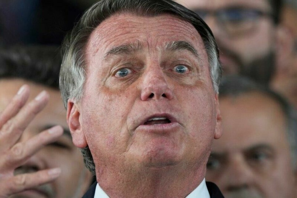 Onsdag ble Brasils ekspresident Jair Bolsonaro tiltalt for kuppforsøk etter valgnederlaget i 2022. Dagen etter kunne han glede seg over at han slipper tiltale for forfalskning av koronavaksinebeviset han trengte da han rømte til USA etter at valgvinner Luis Inacio Lula da Silva tok over makten.