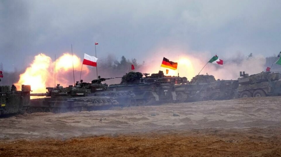 Stridsvogner fra flere Nato-land under en øvelse i 2022.