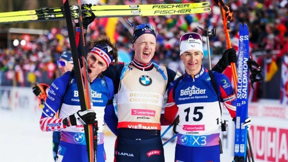 Johannes Thingnes Bø vant jaktstarten i Lenzerheide søndag.