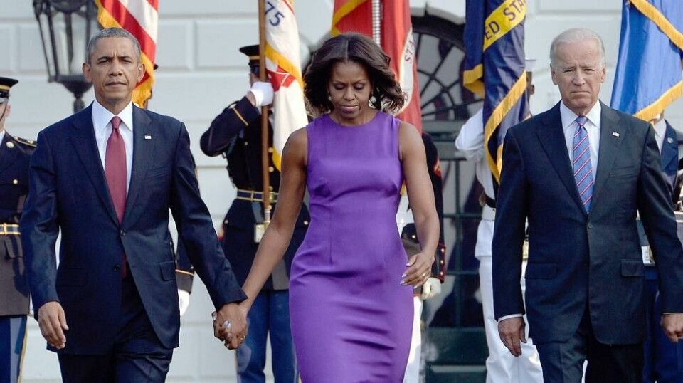 Tidligere president Barack Obama, hans kone og tidligere førstedama Michelle Obama og president Joe Biden.