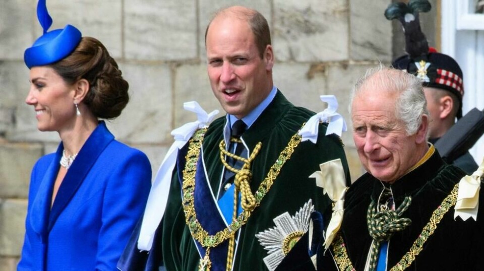 Kong Charles sammen med prins William, prins av Wales, og Catherine, prinsesse av Wales i Edinburgh 5. juli 2023.