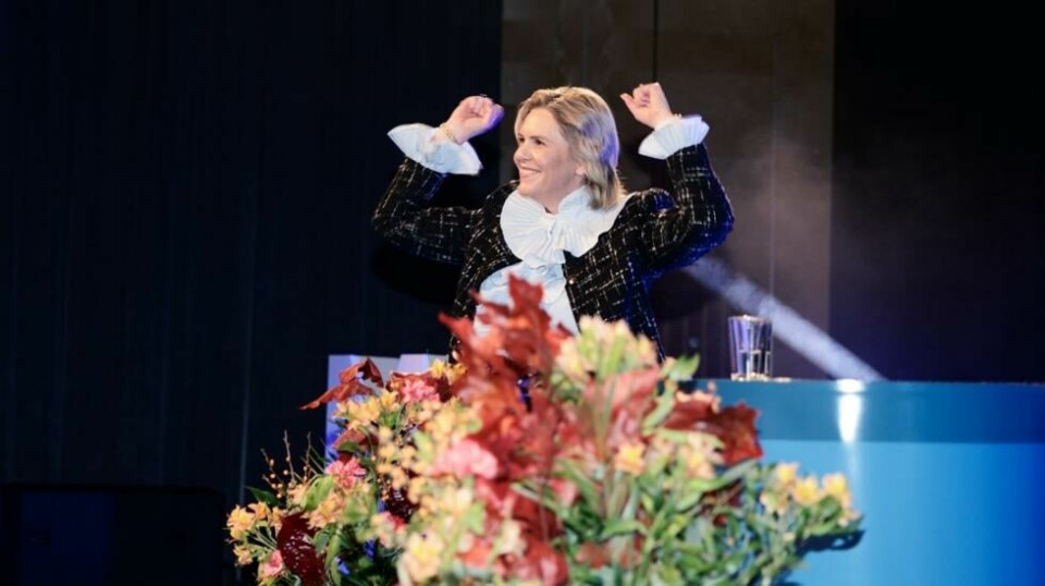 Frp-leder Sylvi Listhaug jubler over å sitte på toppen av Norges for øyeblikket største parti. Foto: Jonas Been Henriksen / NTB