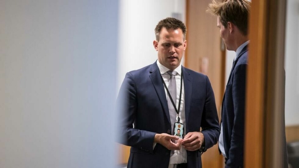 Et vitne fra Etterretningstjenesten får forklare seg anonym og med betydelig hemmelighold under straffesaken mot terrortiltalte Zaniar Matapour, ifølge statsadvokat Sturla Henriksbø (til venstre). Matapours forsvarer, advokat Marius Dietrichson, fikk ikke medhold i at pressen skal få være til stede under forklaringen. Foto: Trond Reidar Teigen / NTB