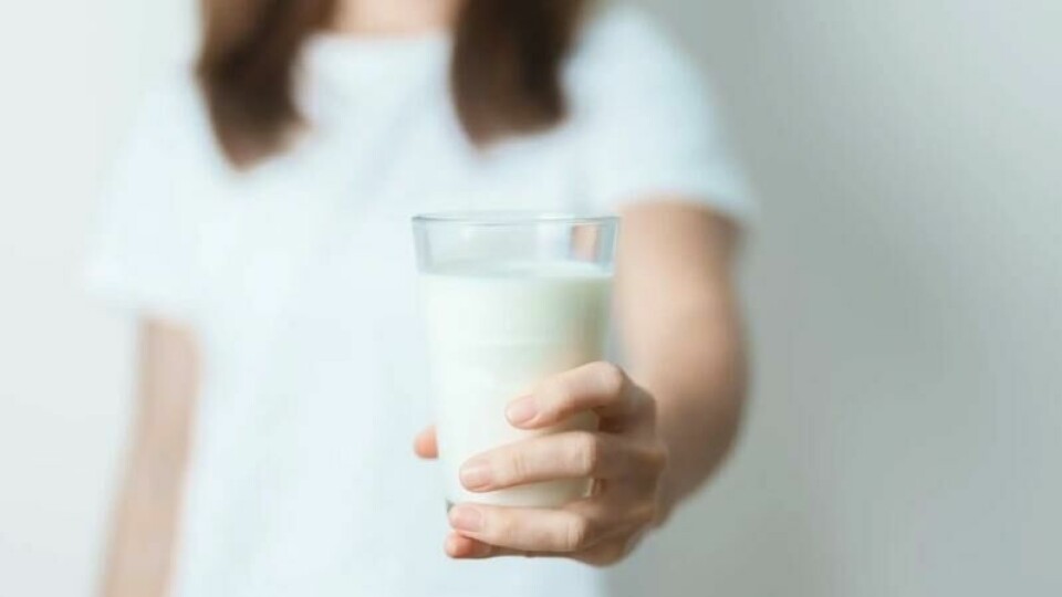 Økning i det daglige inntaket av kalsium på 300 milligram – tilsvarende et glass melk – var forbundet med 17 prosent redusert risiko for tarmkreft. Dette viser en stor studie blant britiske kvinner.