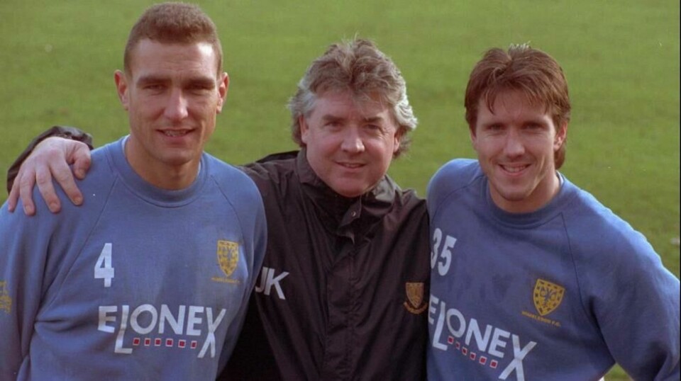 Joe Kinnear sammen med Vinny Jones og Øyvind Leonhardsen under tiden som Wimbledon-manager.