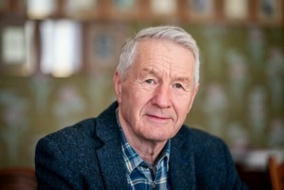 Thorbjørn Jagland sier at han støtter den partiledelsen i Arbeiderpartiet som til enhver tid er valgt av landsmøtet.
