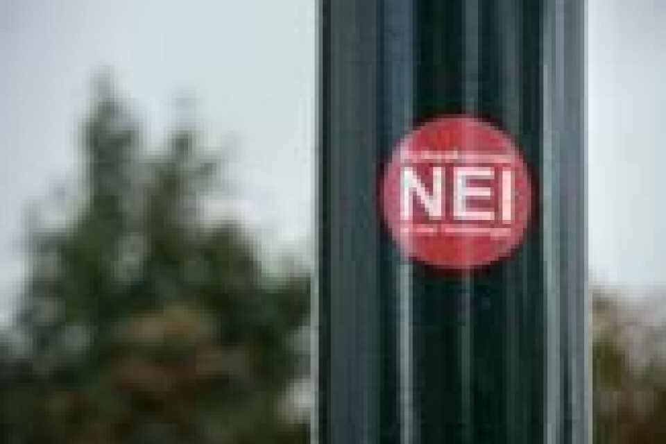Klistremerke for Folkeaksjonen NEI til mer bompenger. Foto: Carina Johansen / NTB Scanpix Klistremerke for Folkeaksjonen NEI til mer bompenger. Foto: Carina Johansen / NTB Scanpix