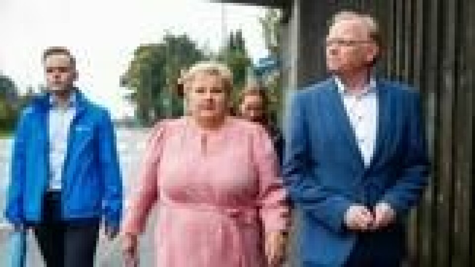 Erna Solberg, ektemannen Sindre Finnes, og pressesjef i Høyre, Cato Husabø Fossen. Foto: Tuva Åserud / NTB Erna Solberg, ektemannen Sindre Finnes, og pressesjef i Høyre, Cato Husabø Fossen. Foto: Tuva Åserud / NTB Foto: NTB
