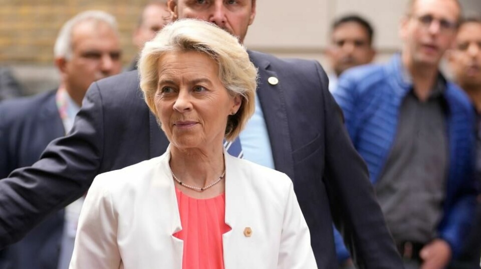 Et flertall av EU-landene skal ha gitt tommel opp for at Ursula von der Leyen får en ny periode som president for EU-kommisjonen. Foto: AP / NTB