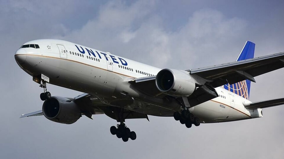 En United Airlines Boeing 777 lander på flyplassen i Frankfurt. Illustrasjonsfoto.