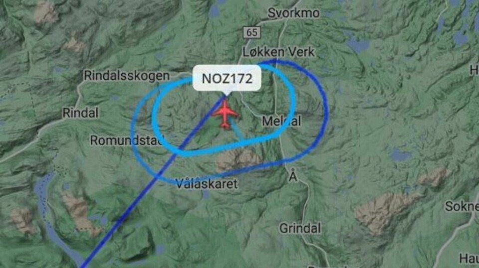 Dette Norwegian-flyet på vei fra Bergen til Trondheim måtte vende snuten tilbake mot vestlandshovedstaden søndag ettermiddag.