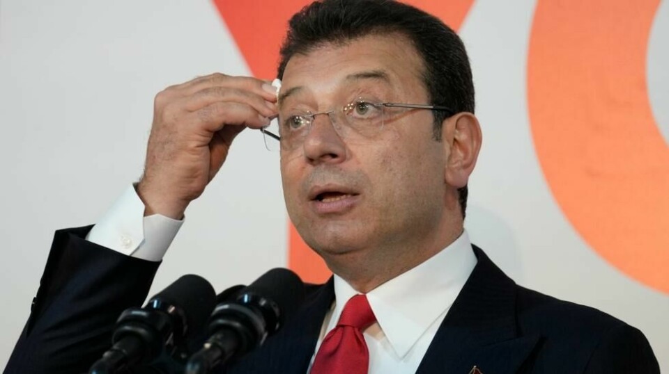 Istanbul-ordfører Ekrem Imamoglu fra opposisjonspartiet CHP saksøkes av president Recep Tayyip Erdogan for påståtte ærekrenkelser. Arkivfoto: Emrah Gurel / AP / NTB