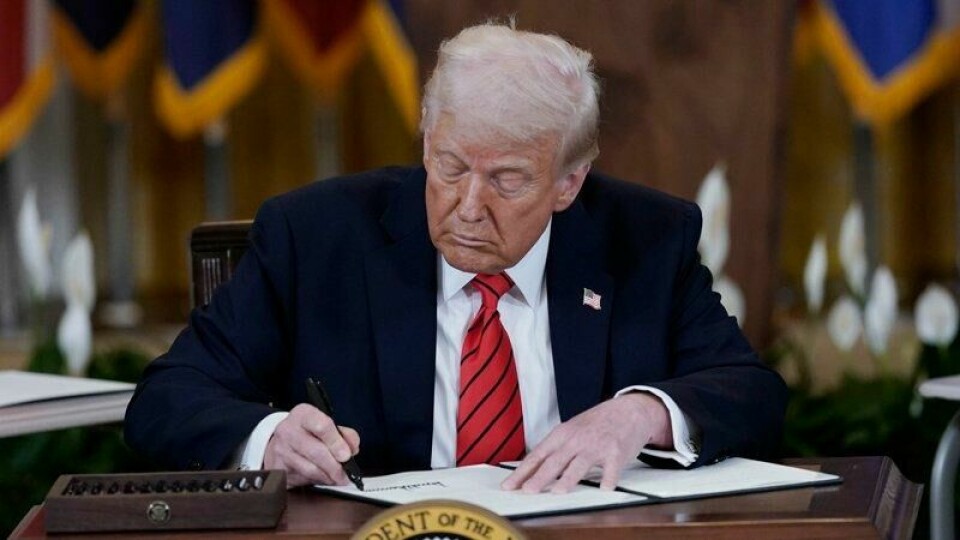 President Donald Trump har undertegnet et stort antall presidentordrer siden han flyttet inn i Det hvite hus i januar. Dette bildet er tatt 20. mars.