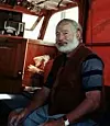 Forfatter Ernest Hemingway, blant annet kjent for romanen «Den gamle mannen og havet». Foto: Wikimedia Commons.