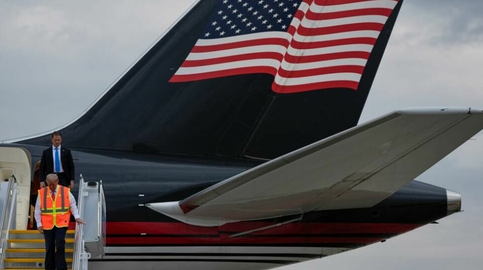 Republikanernes presidentkandidat Donald Trump ankom Green Bay Austin Straubel-flyplassen onsdag, iført refleksvest. Foto: Julia Demaree Nikhinson / AP / NTB