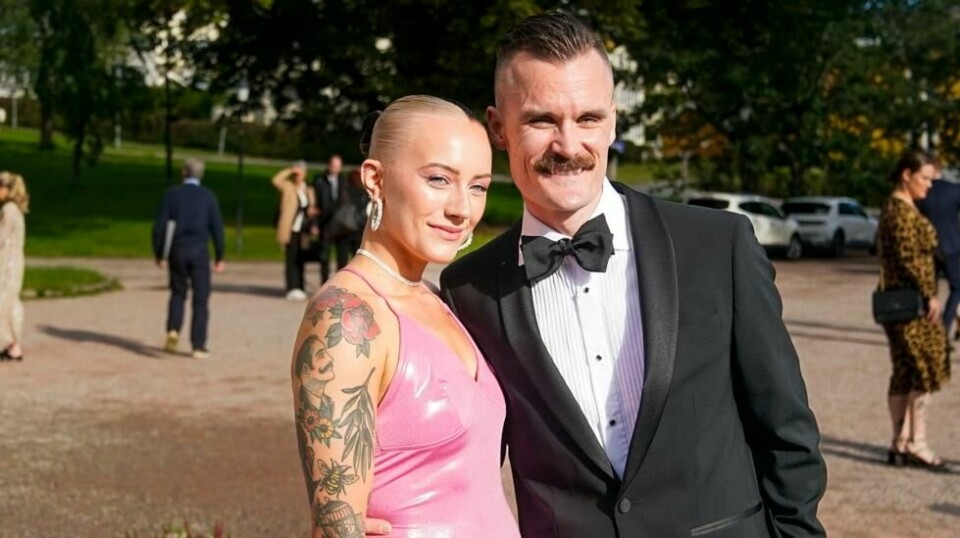 Henrik Ingebrigtsen og kona Liva Børkja Ingebrigtsen etter vielsen til Jakob Ingebrigtsen og Elisabeth Asserson.