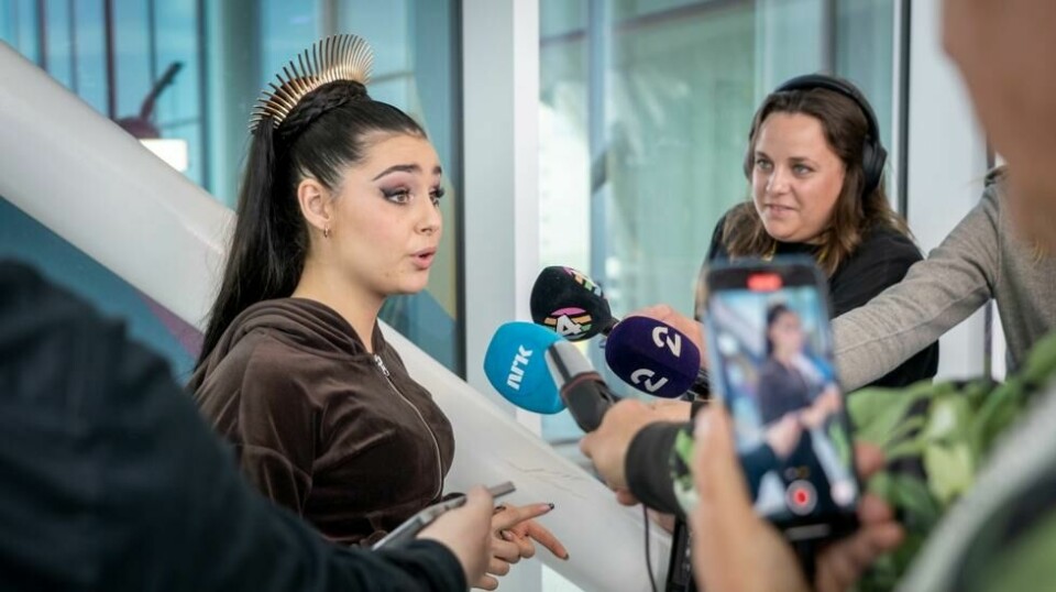 Alessandra Mele trekker hun seg som Norges jurypoengutdeler samme dag som Eurovision-finalen arrangeres.