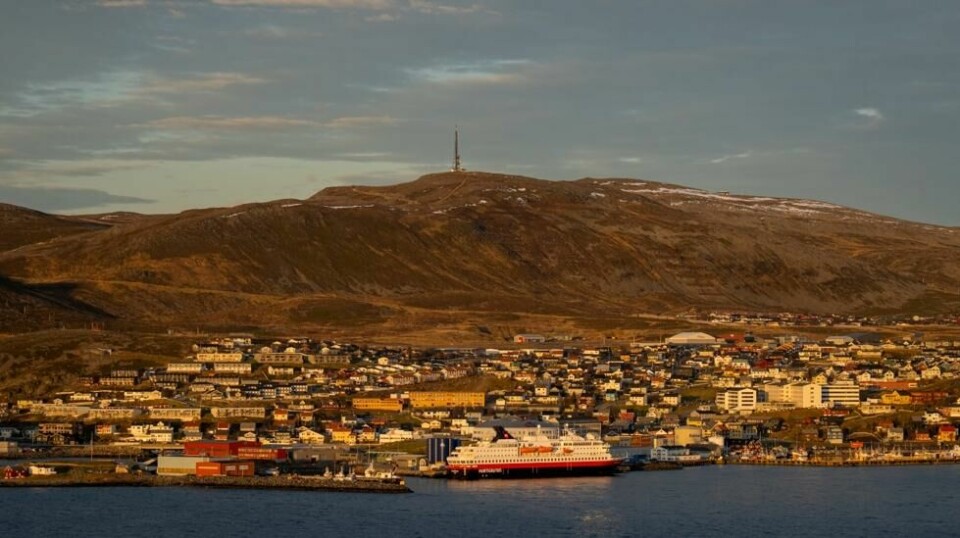 I nord, som her i Hammerfest, kommer temperaturen til å krype nedover de kommende dagene. Foto: Fredrik Varfjell / NTB
