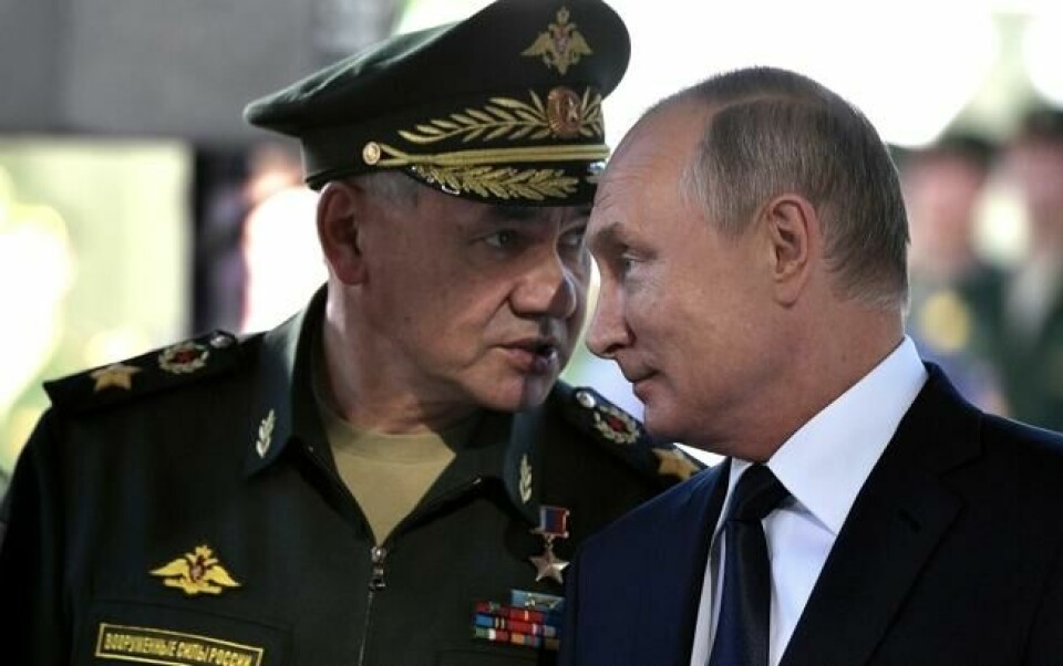 Forsvarsminister Sergej Sjoigu sammen med president Vladimir Putin. Forsvarsminister Sergej Sjoigu sammen med president Vladimir Putin. Foto: Sputnik / Reuters