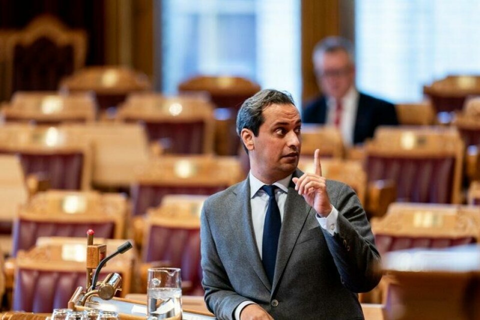 Mudassar Kapur (H) går hardt ut mot Arbeiderpartiet etter statsministerens boligutspill.