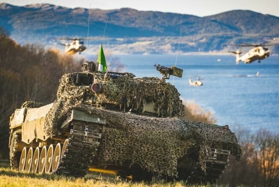 Norsk Leopard 2A4 stridsvogn fra Panserbataljonen, i forbindelse med styrkedemostrasjonen under NATO-øvelsen Trident Juncture 18 i Norge. Norsk Leopard 2A4 stridsvogn fra Panserbataljonen, i forbindelse med styrkedemostrasjonen under NATO-øvelsen Trident Juncture 18 i Norge.
