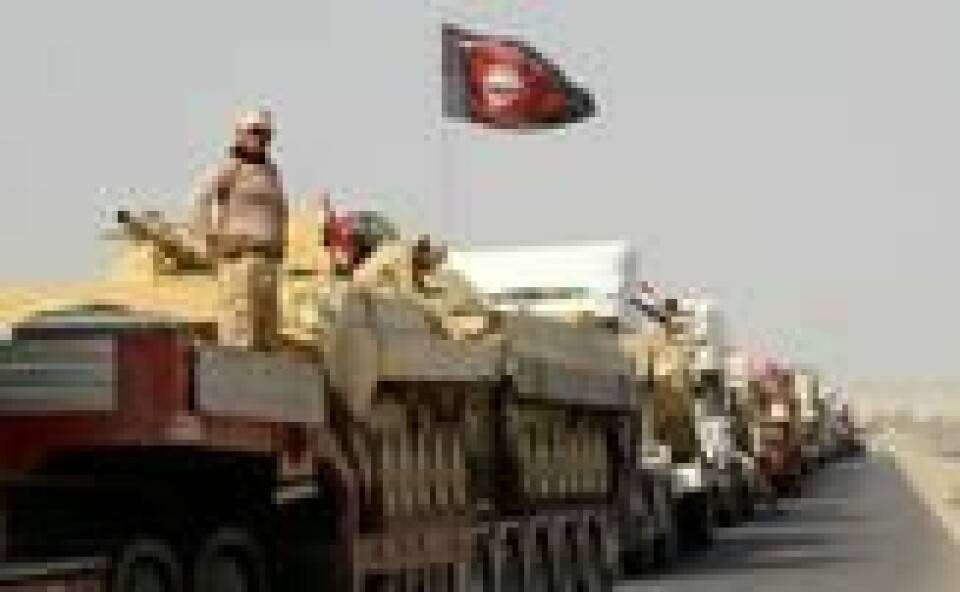 En kolonne med irakiske sikkerhetsstyrker rykker nærmere fronten i utkanten av Mosul 12. oktober 2016. En kolonne med irakiske sikkerhetsstyrker rykker nærmere fronten i utkanten av Mosul 12. oktober 2016. Foto: Ako Rasheed / Reuters