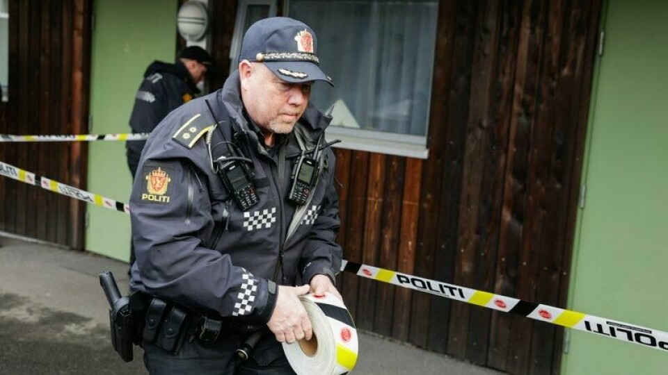 Politiet på åstedet søndag ettermiddag.