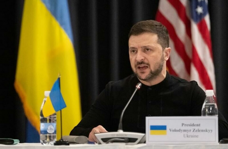 Tidligere torsdag deltok Ukrainas president Volodymyr Zelenskyj på et møte i Ramstein-gruppen i Tyskland. Deretter dro han til Roma for å møte Italias statsminister og president.