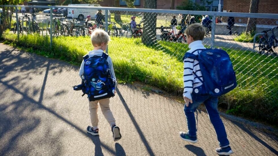Elever på vei til første skoledag i Oslo tidligere denne uken.